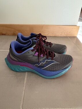 Saucony endorphin speed 4 shoes